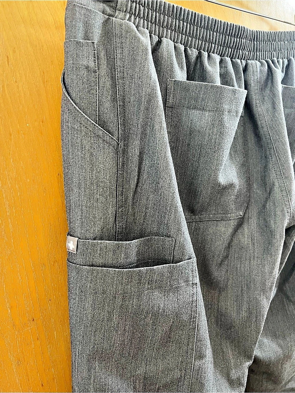 FIGS Graphite scrub set - Picture 4 of 7